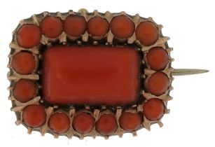 Georgian unmarked gold pink coral brooch, 1.9cm wide, 3.6g