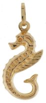 9ct gold seahorse charm, 3cm high, 0.9g