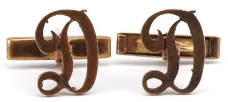 Pair of 9ct gold initial D cufflinks, 1.5cm high, 6.2g