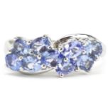 9ct white gold tanzanite crossover ring, size S, 3.0g