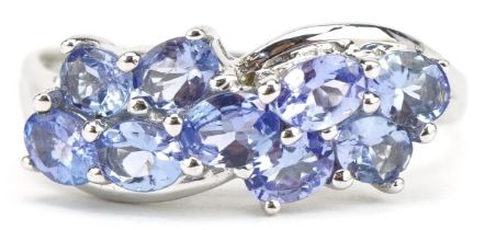 9ct white gold tanzanite crossover ring, size S, 3.0g