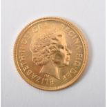 QUEEN ELIZABETH II 2000 22CT GOLD FULL SOVEREIGN