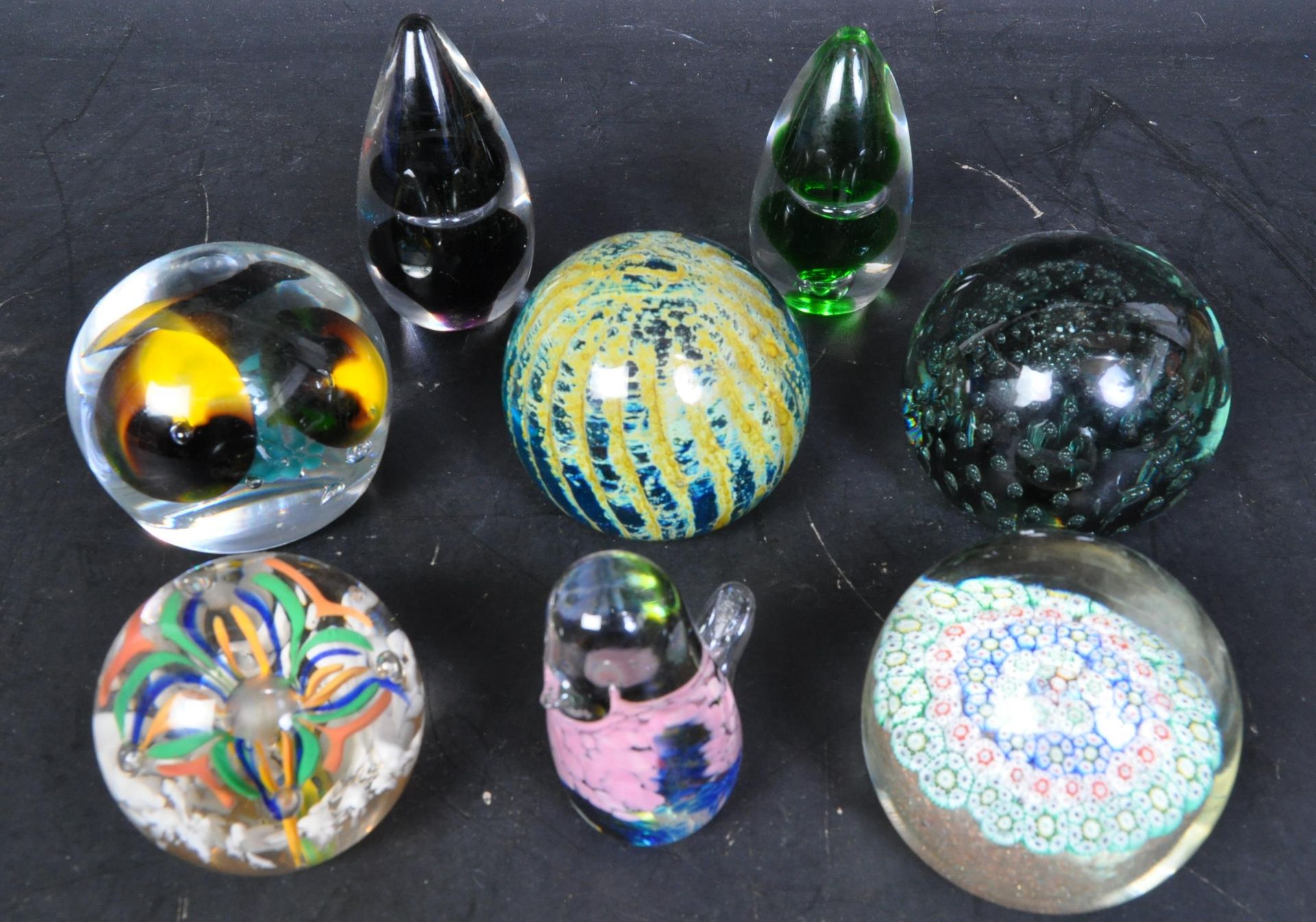 20TH CENTURY VINTAGE GLASS PAPERWEIGHTS