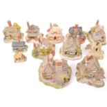 COLLECTION OF VINTAGE LILLIPUT LANE COTTAGE FIGURES