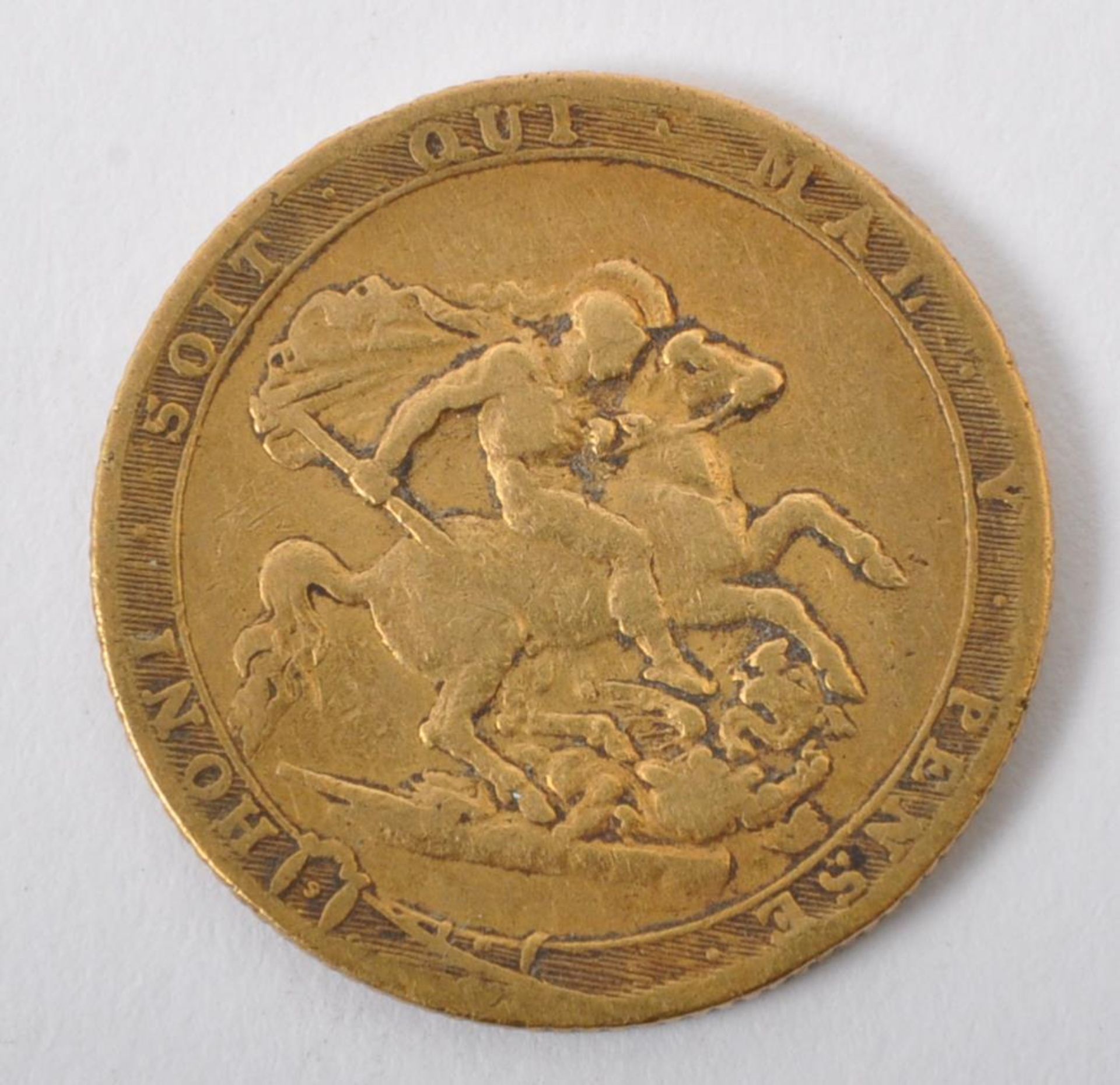 KING GEORGE III 1818 22CT GOLD FULL SOVEREIGN - Image 2 of 2