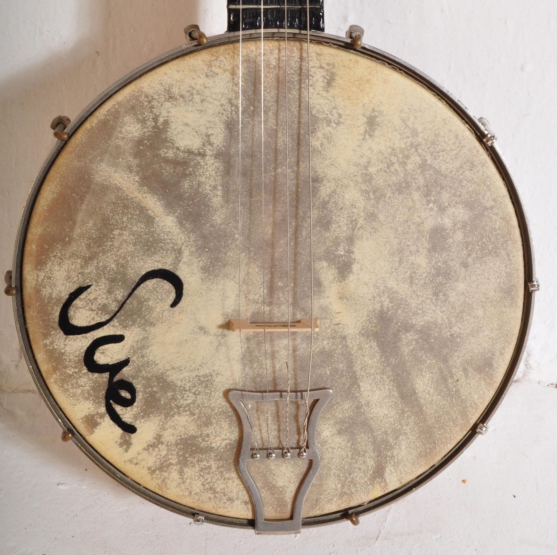 MID-CENTURY JOHN GREY & SONS BANJOLELE IN CASE - Image 4 of 5