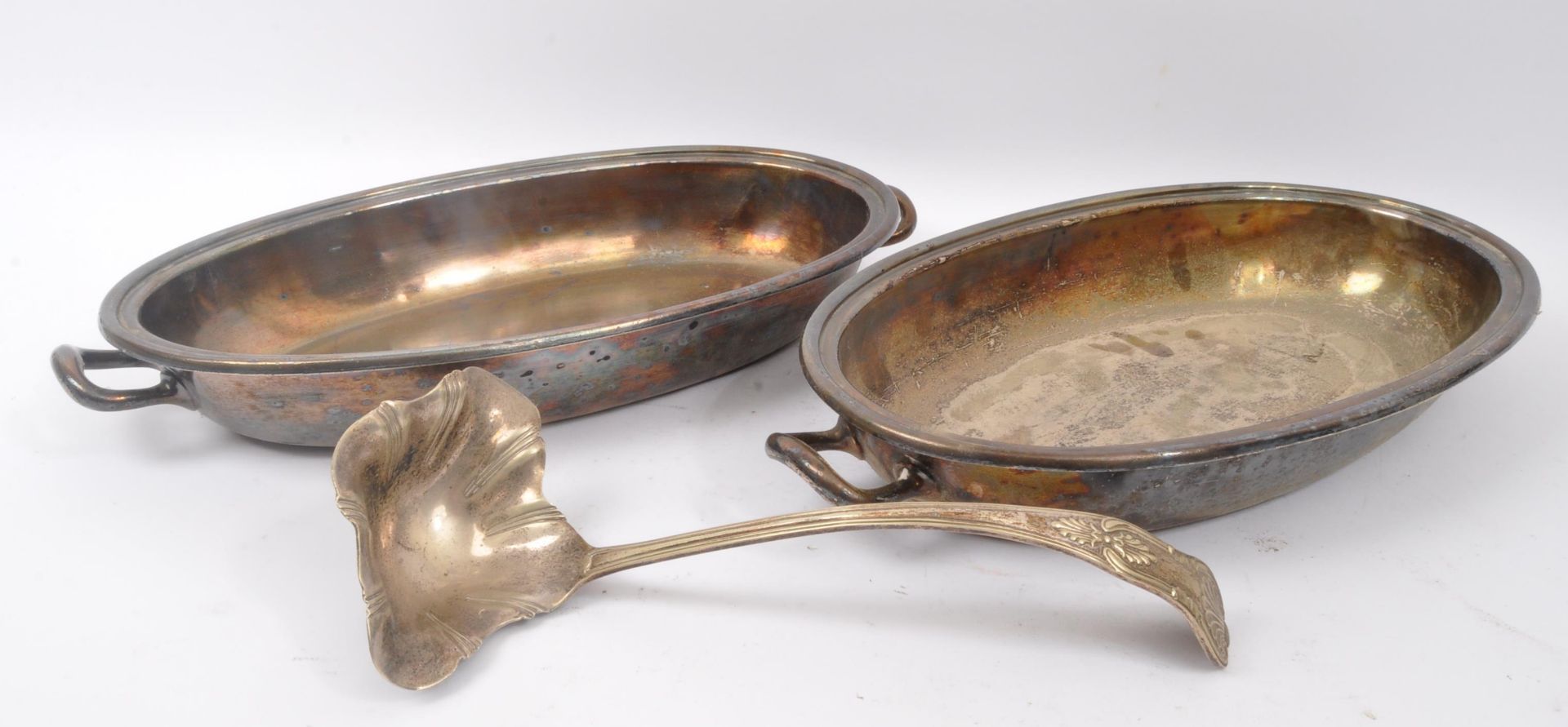 EARLY 20TH CENTRUY SILVER PLATED ITEMS - Image 4 of 5