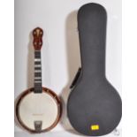 BANJOLELE OF UNKNOWN MAKER IN ORIGINAL CASE