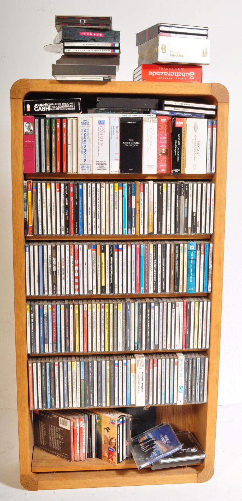 LARGE COLLECTION OF CD'S - Image 2 of 5