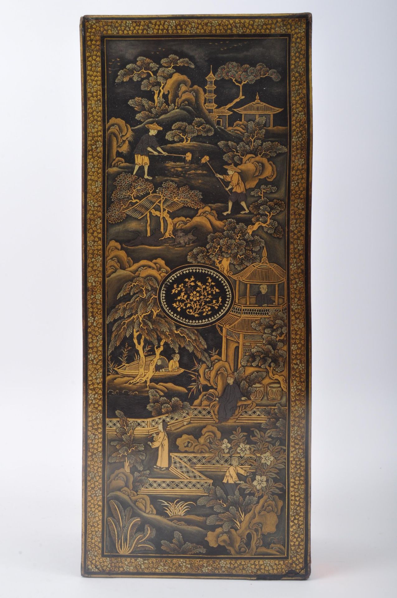 19TH CENTURY CHINESE LACQUERED BOX - Image 3 of 5