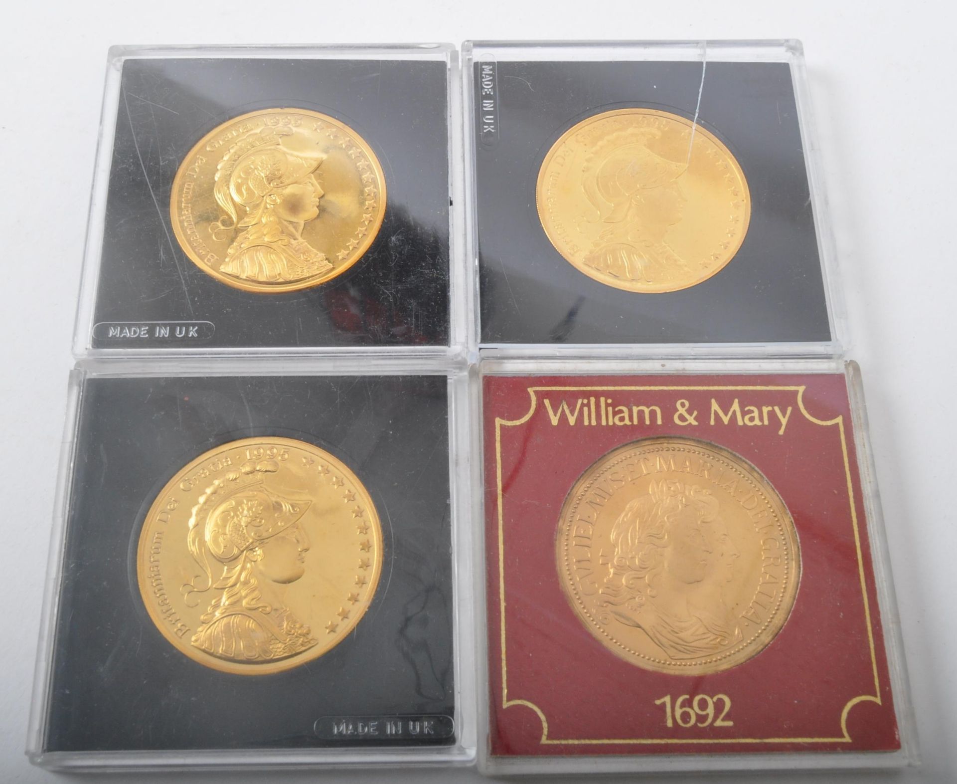 FIVE VINTAGE SILVER & 24CT GOLD FLASH COMMEMORATIVE COINS - Image 3 of 5