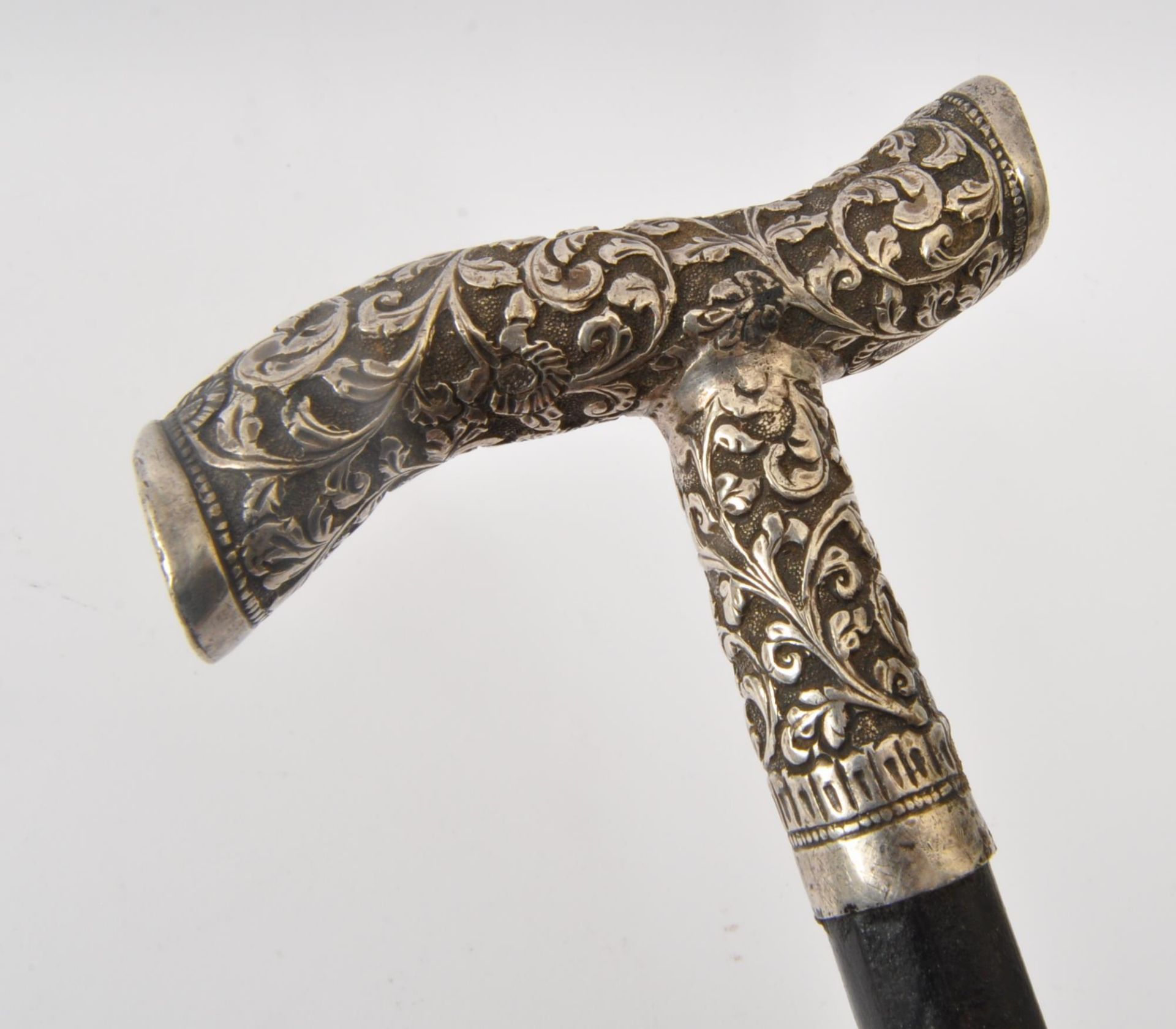 19TH CENTURY VICTORIAN SILVER HANDLED WALKING STICK - Image 3 of 5