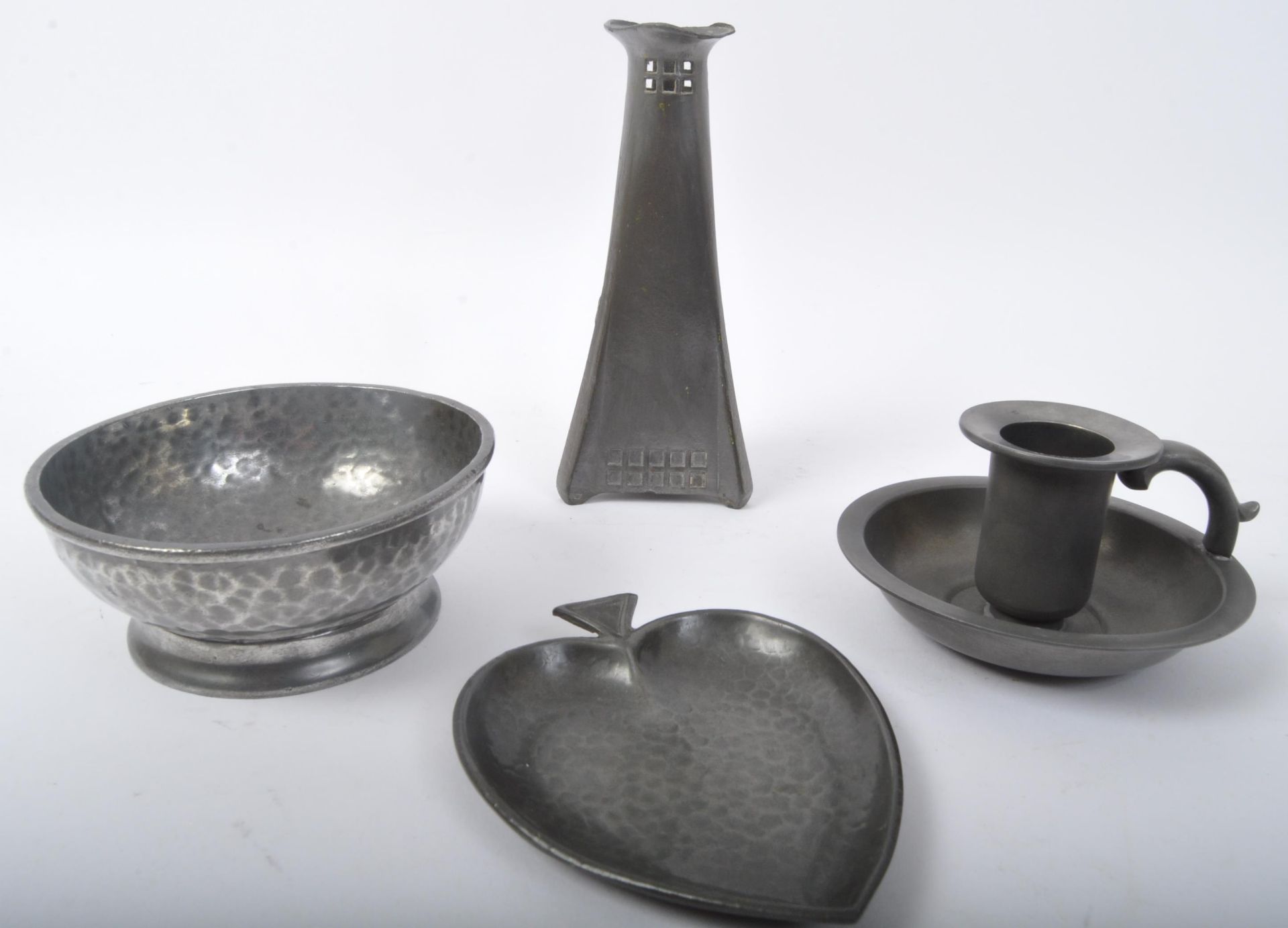 COLLECTION OF 19TH CENTURY & LATER PEWTER - Image 5 of 5