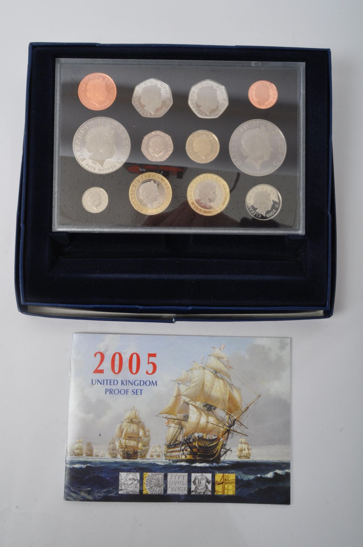 ASSORTMENT OF VINTAGE & LATER COMMEMORATIVE COIN SETS - Image 2 of 5