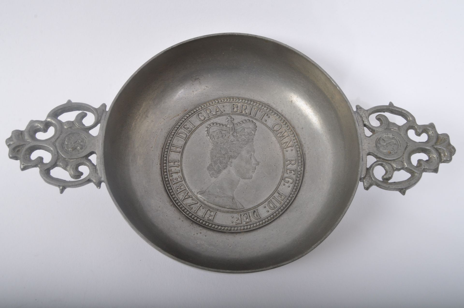 COLLECTION OF 19TH CENTURY & LATER PEWTER - Image 4 of 5