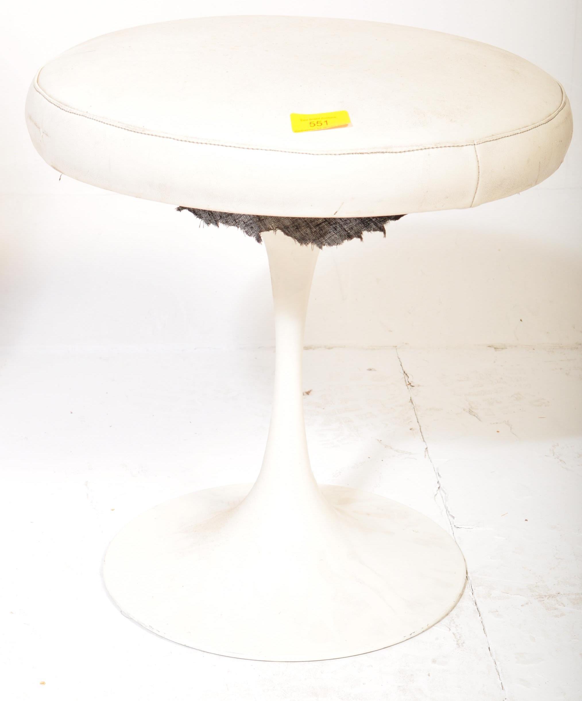 ARKANA MANNER MUSHROOM STOOL & RETRO 70'S BAR STOOL - Bild 4 aus 5