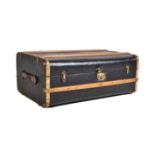 20TH CENTURY WOODEN BOUND TRAVEL STEAMER TRUNK SUITCASE