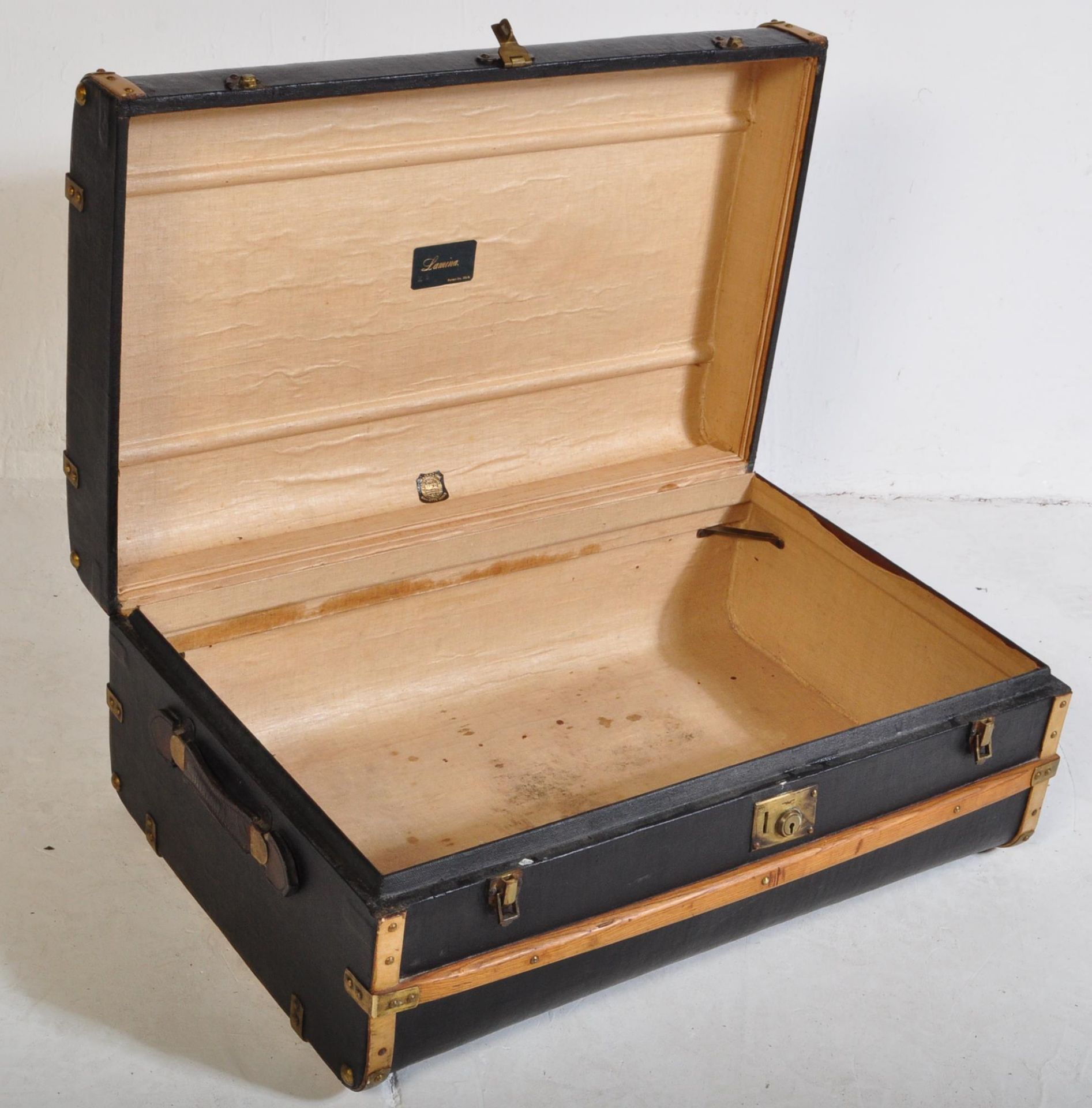 20TH CENTURY WOODEN BOUND TRAVEL STEAMER TRUNK SUITCASE - Image 3 of 5