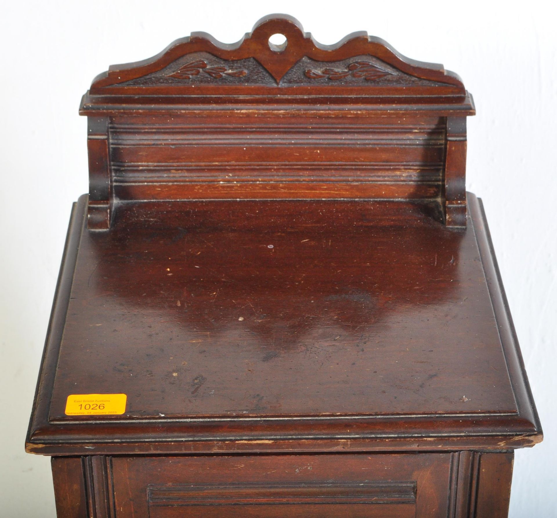 EDWARDIAN WALNUT ART NOUVEAU BEDSIDE POT CUPBOARD - Image 4 of 5