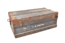 EARLY 20TH CENTURY TRAVELLERS OCEAN PAINTED TRUNK