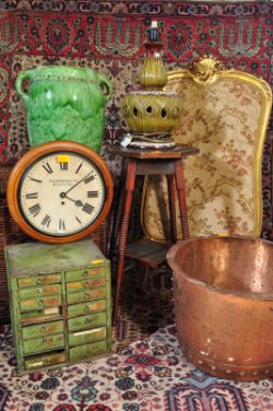 Antiques & Collectables - Furniture & Decorative Interiors