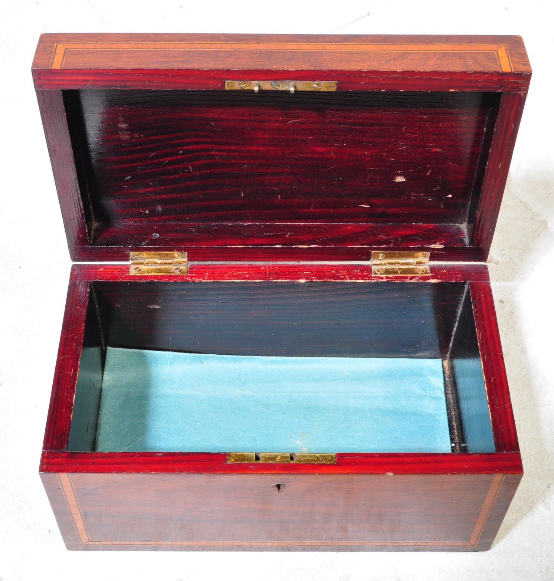 19TH CENTURY GEORGE III MAHOGANY INLAID TEA CADDY - Image 4 of 5