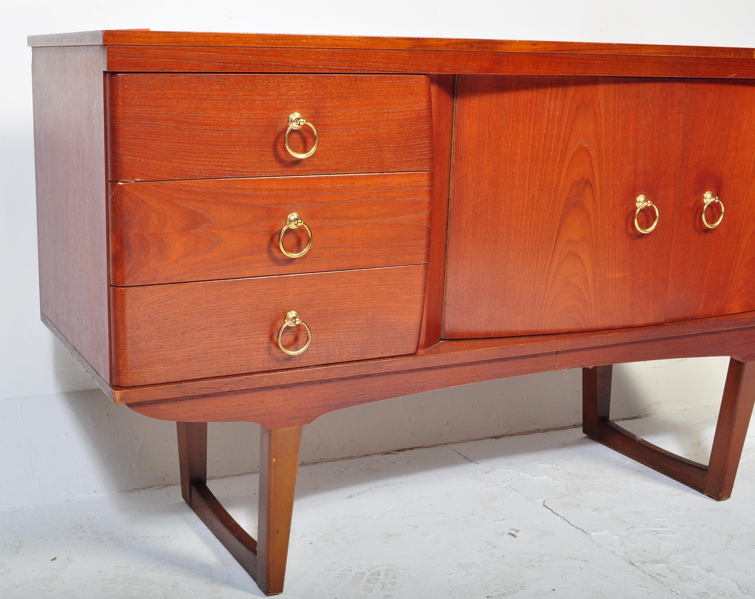 RETRO VINTAGE MID 20TH CENTURY TEAK SIDEBOARD - Bild 6 aus 6