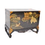VINTAGE 20TH CENTURY CHINOISERIES CASTLE CHEST