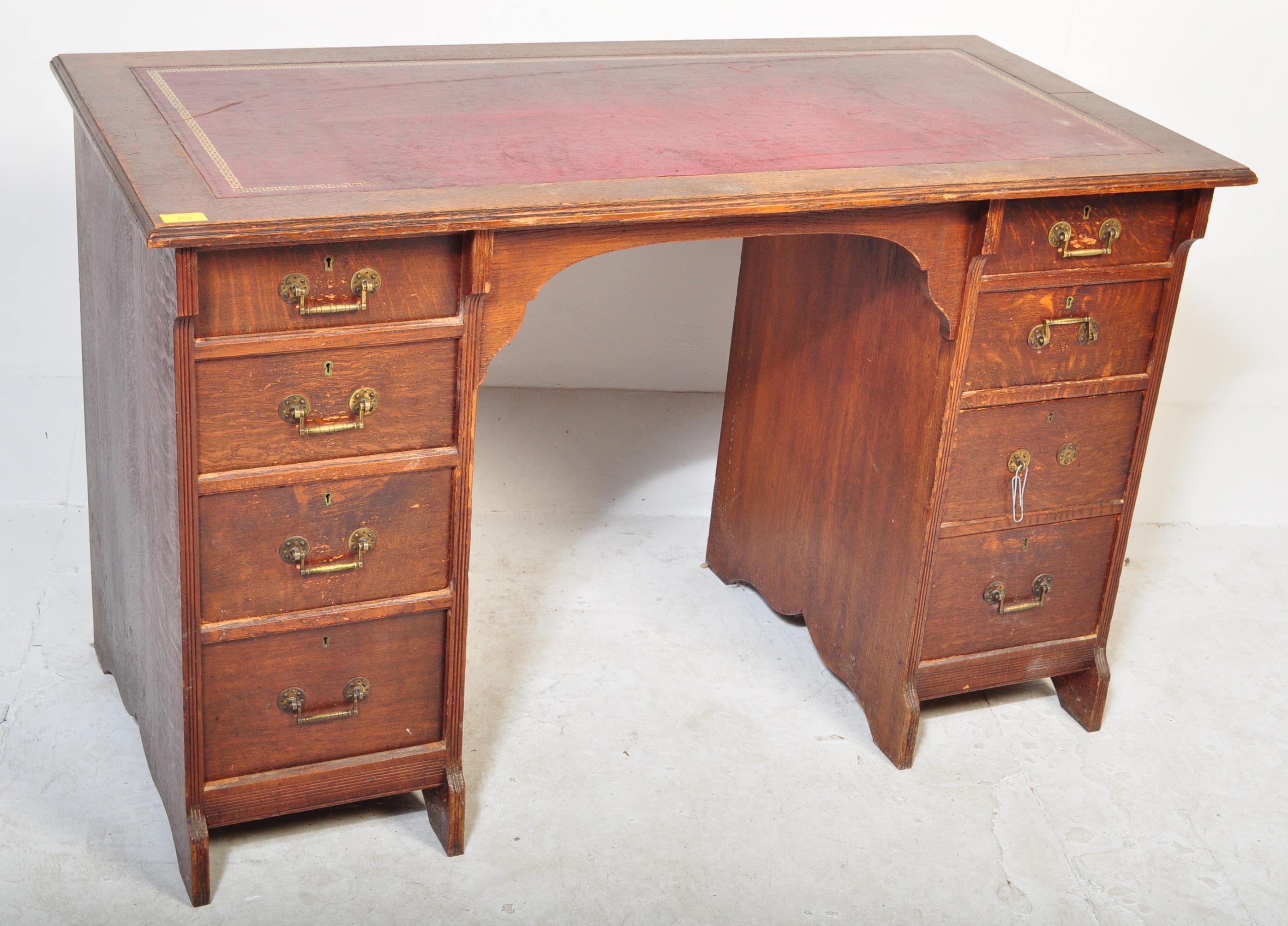 VICTORIAN 19TH CENTURY ARTS & CRAFTS OAK DESK - Bild 2 aus 5