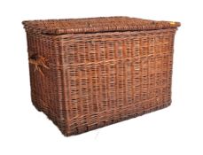 LARGE EARLY 20TH CENTURY WICKER LAUNDRY BASKET