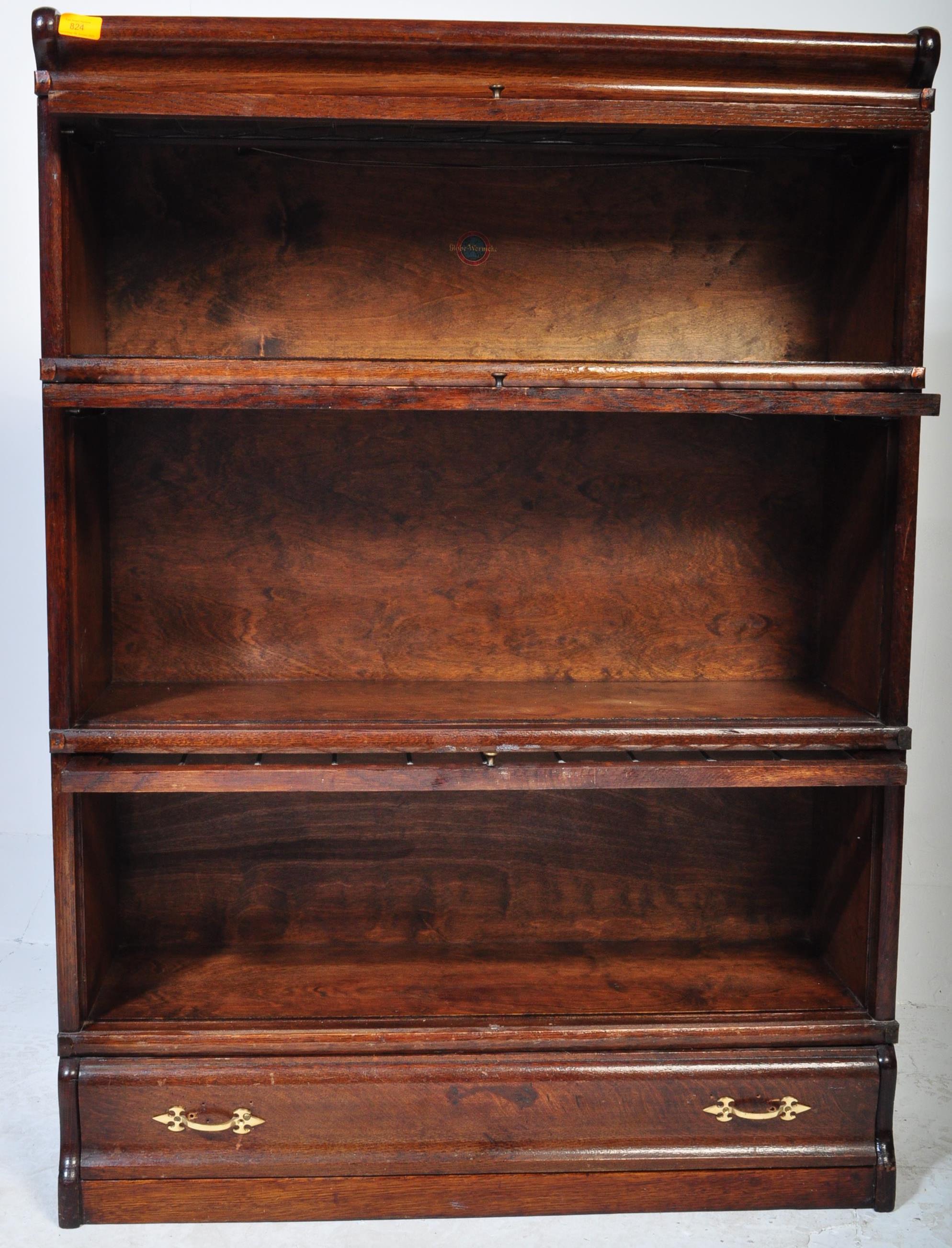 EARLY 20TH CENTURY GLOBE WERNICKE OAK BARRISTERS BOOKCASE - Bild 3 aus 5