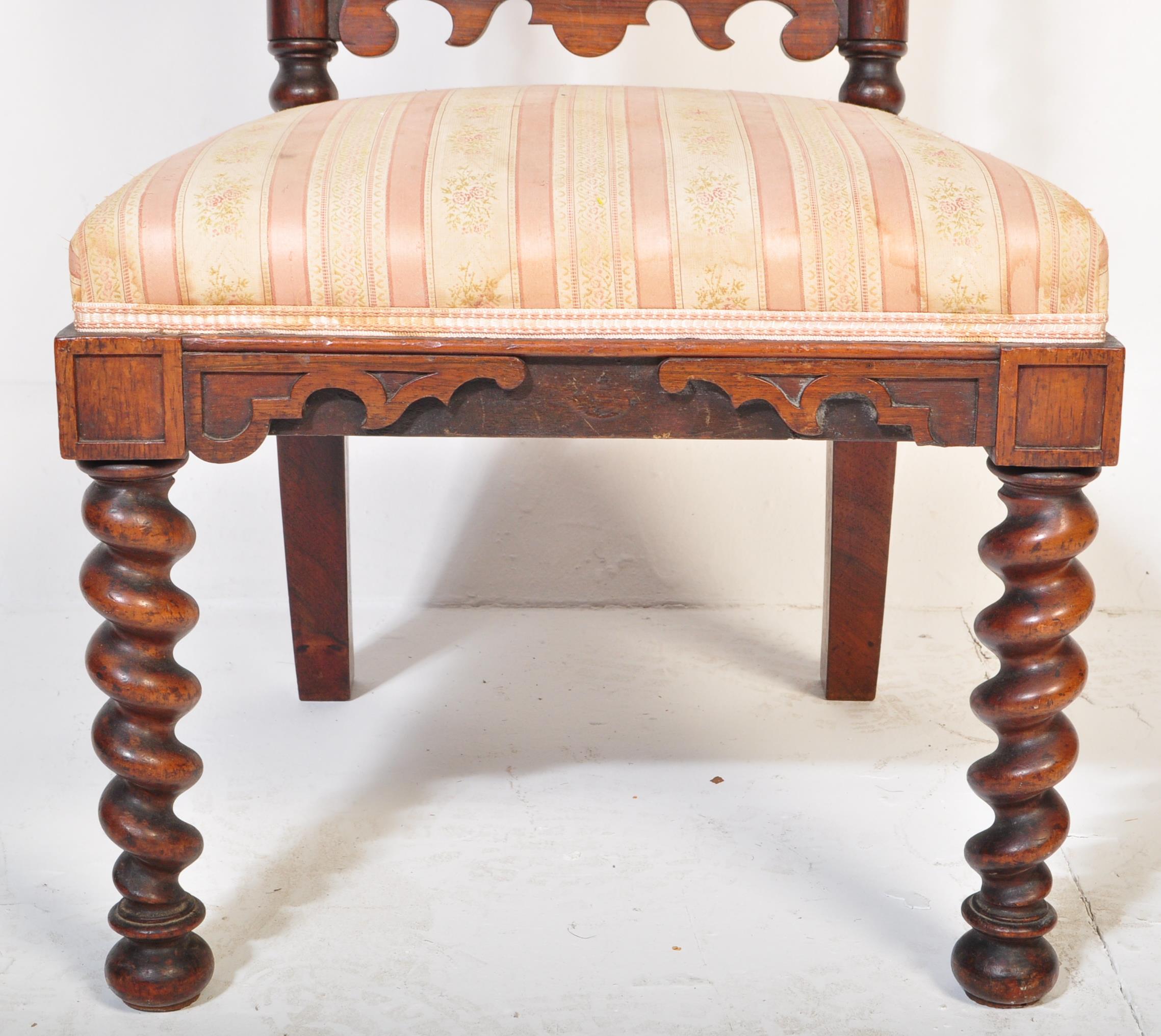 VICTORIAN 19TH CENTURY CAROLEAN REVIVAL HALL CHAIR - Bild 5 aus 6