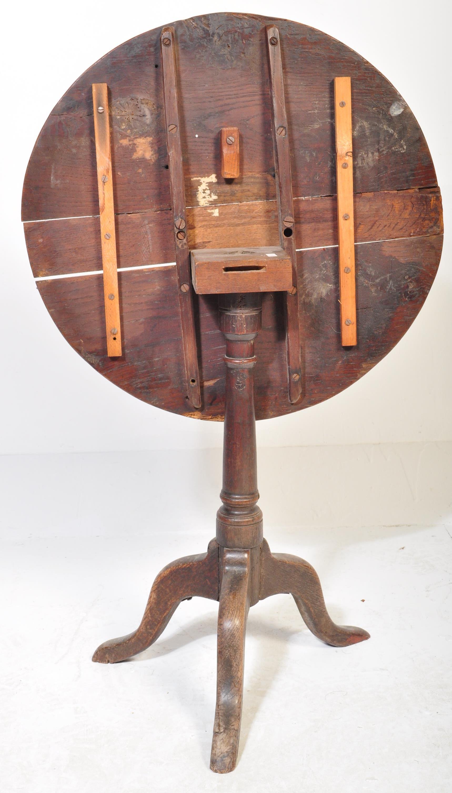 18TH CENTURY GEORGE II OAK TILT TOP BREAKFAST LOO TABLE - Bild 5 aus 5