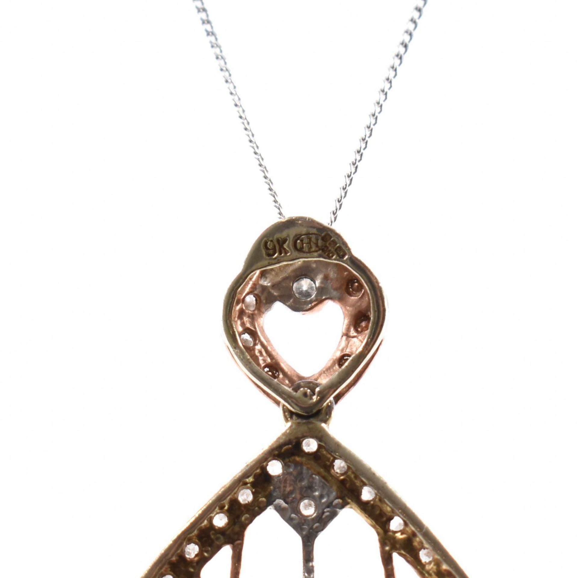 HALLMARKED 9CT TRI COLOUR GOLD & DIAMOND PENDANT NECKLACE - Image 3 of 4