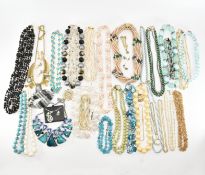 LARGE COLLECTION OF COSTUME JEWELLERY NECKLACES