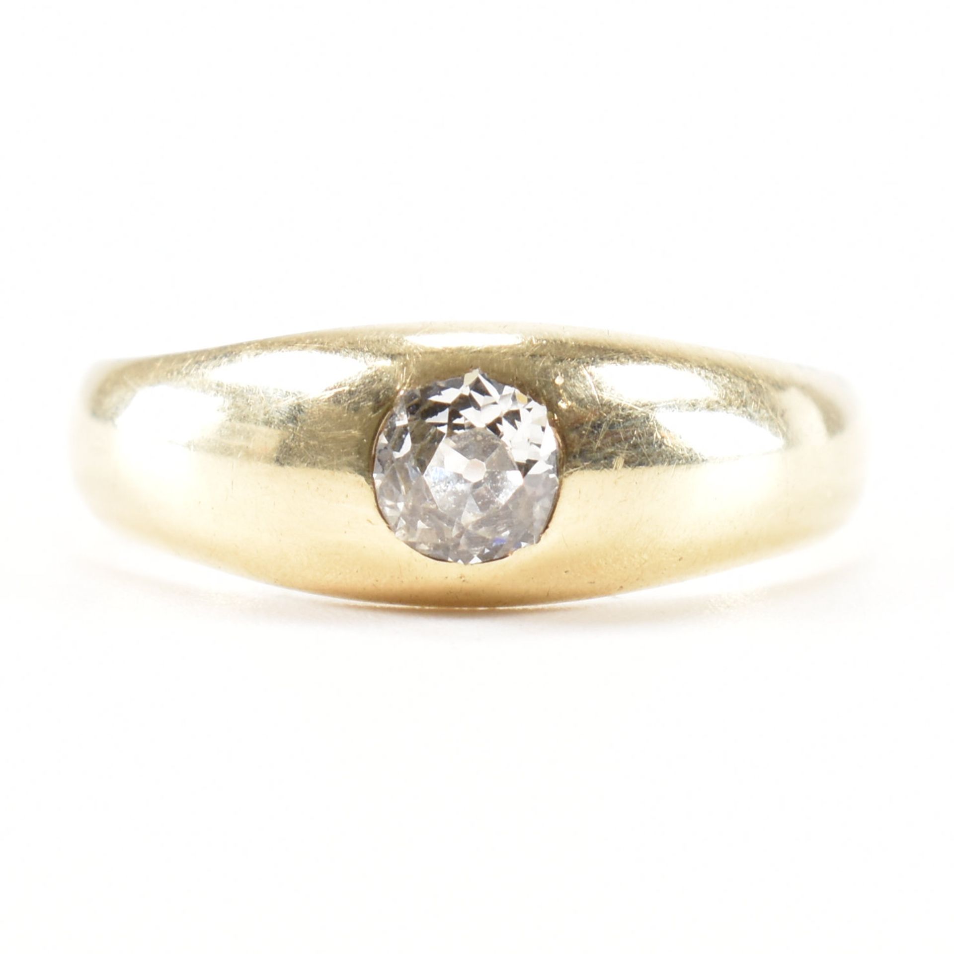 VINTAGE 18CT GOLD & DIAMOND SOLITAIRE RING