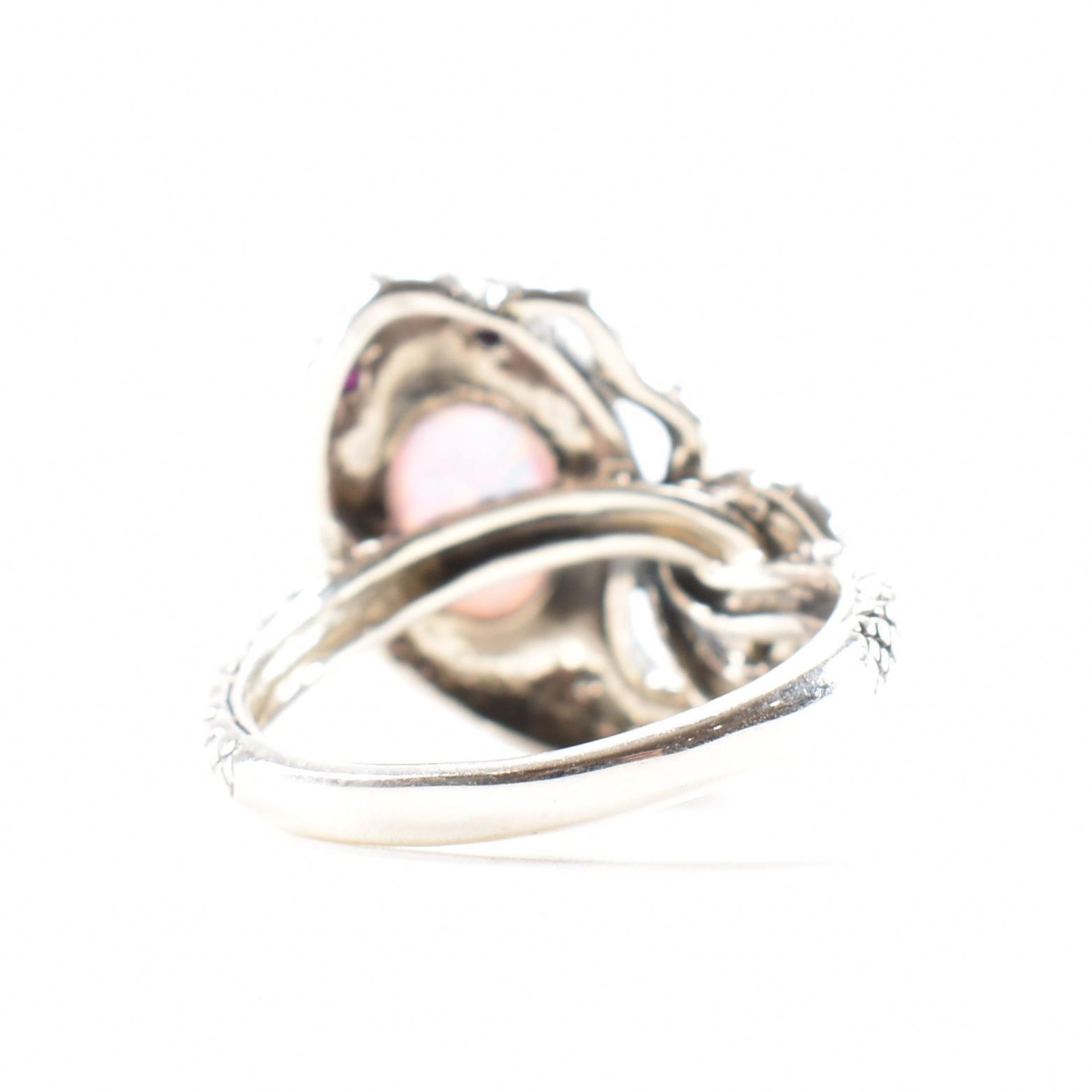 925 SILVER OPALITE & RUBY SNAKE RING - Image 3 of 7