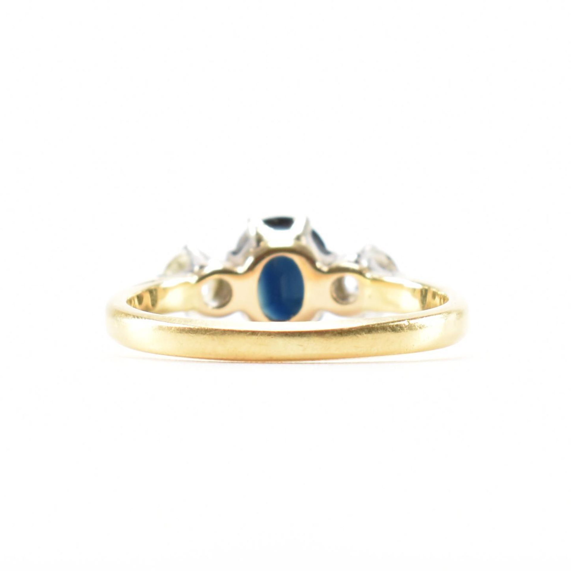 HALLMARKED 18CT GOLD SAPPHIRE & DIAMOND RING - Bild 3 aus 8