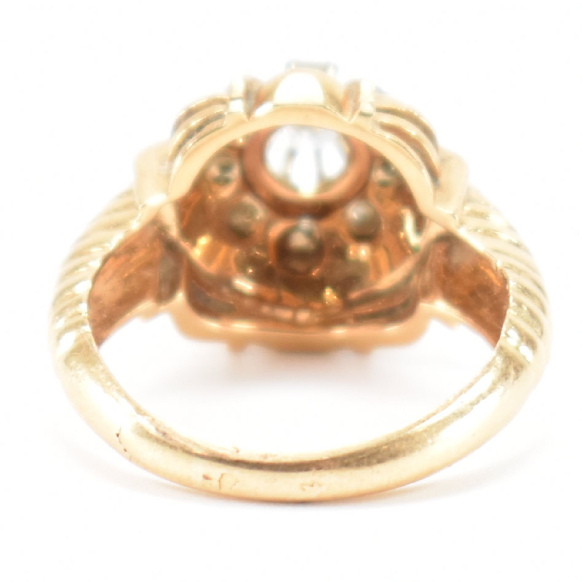 VINTAGE FRENCH DIAMOND CLUSTER RING - Image 4 of 9