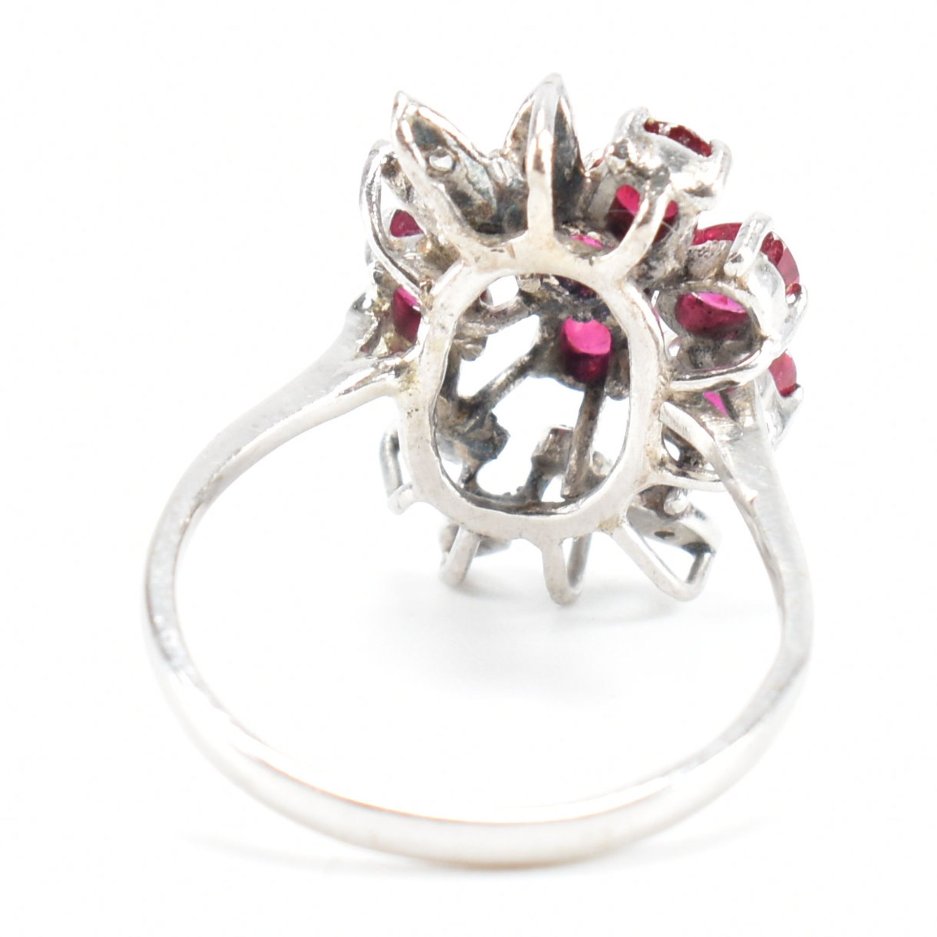 18CT WHITE GOLD RUBY & DIAMOND CLUSTER RING - Image 3 of 8