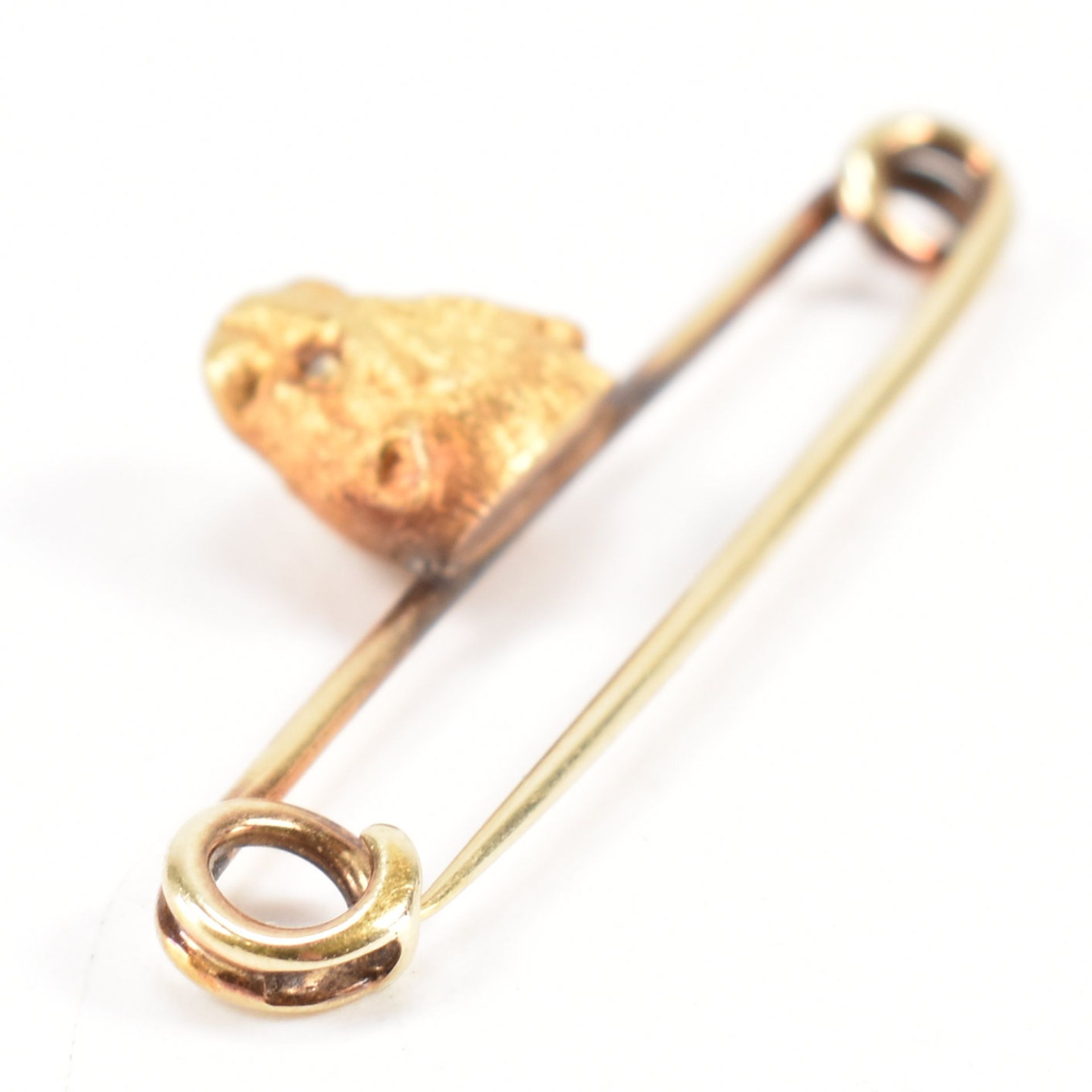 19TH CENTURY GOLD & DIAMOND OTTER BROOCH - Image 3 of 6