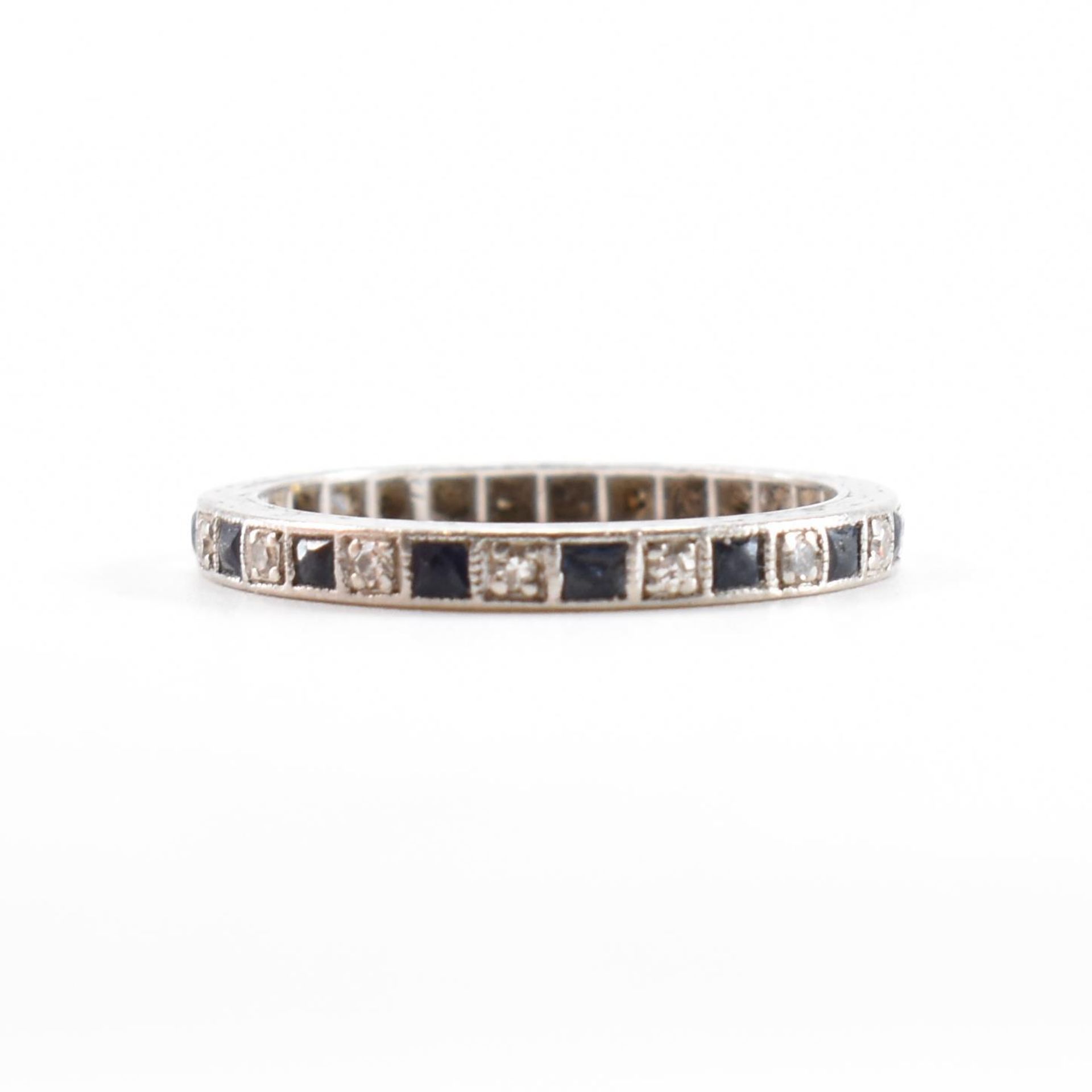 PLATINUM SAPPHIRE & DIAMOND ETERNITY RING - Image 3 of 5