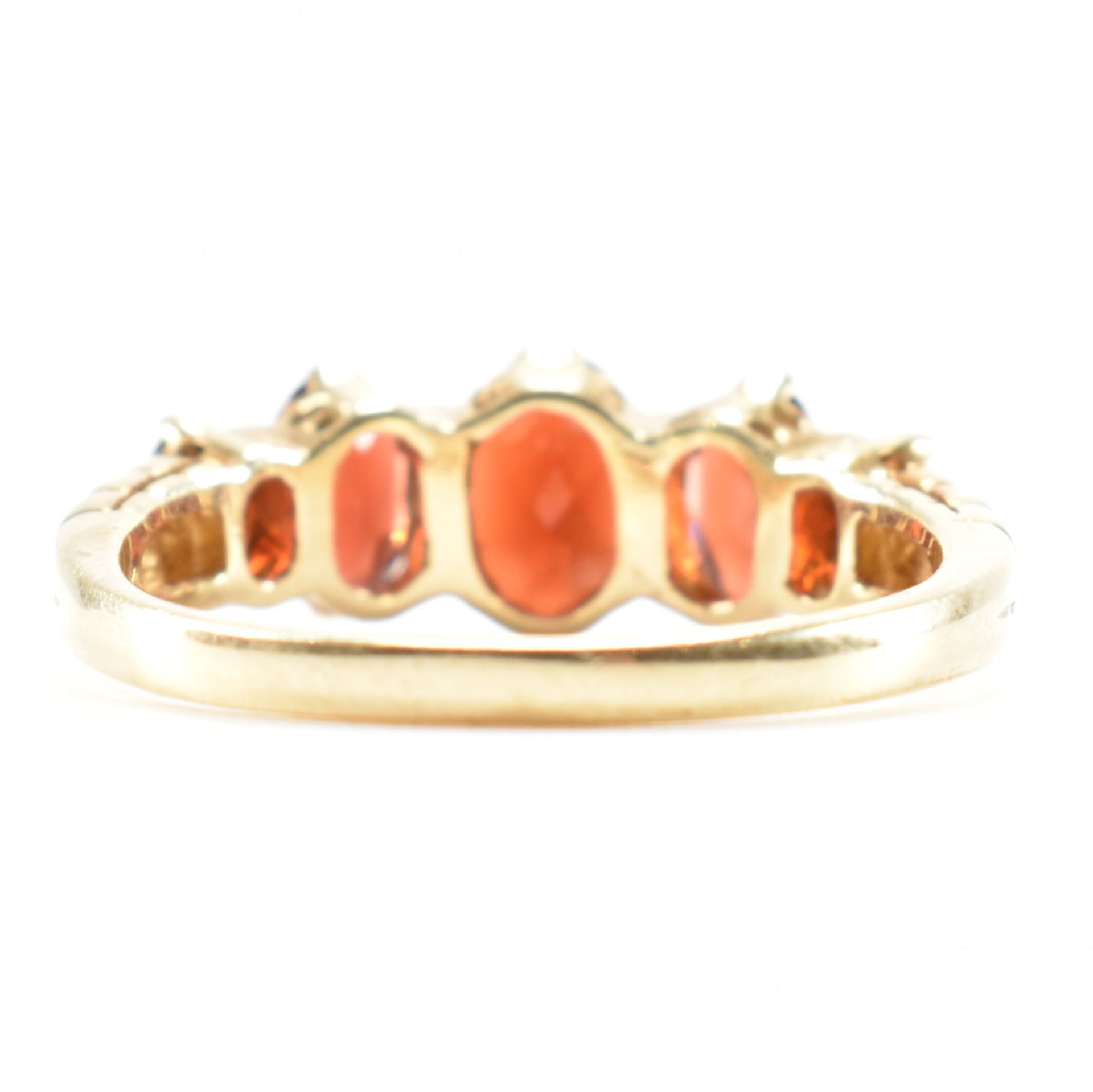 HALLMARKED 9CT GOLD FIVE STONE RING - Image 4 of 8