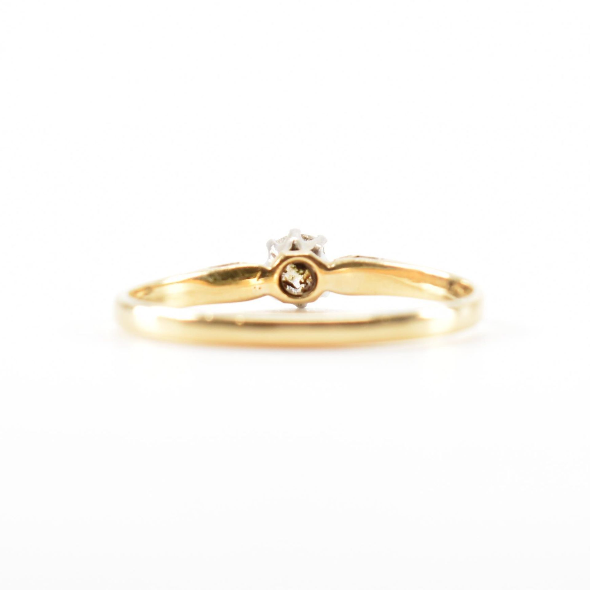 VINTAGE 18CT GOLD & PLATINUM DIAMOND SOLITAIRE RING - Image 4 of 7