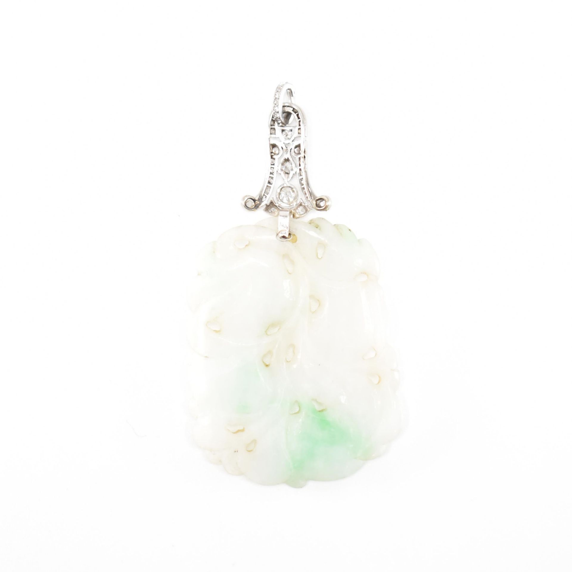 1920S ART DECO JADE & DIAMOND PENDANT - Image 2 of 6