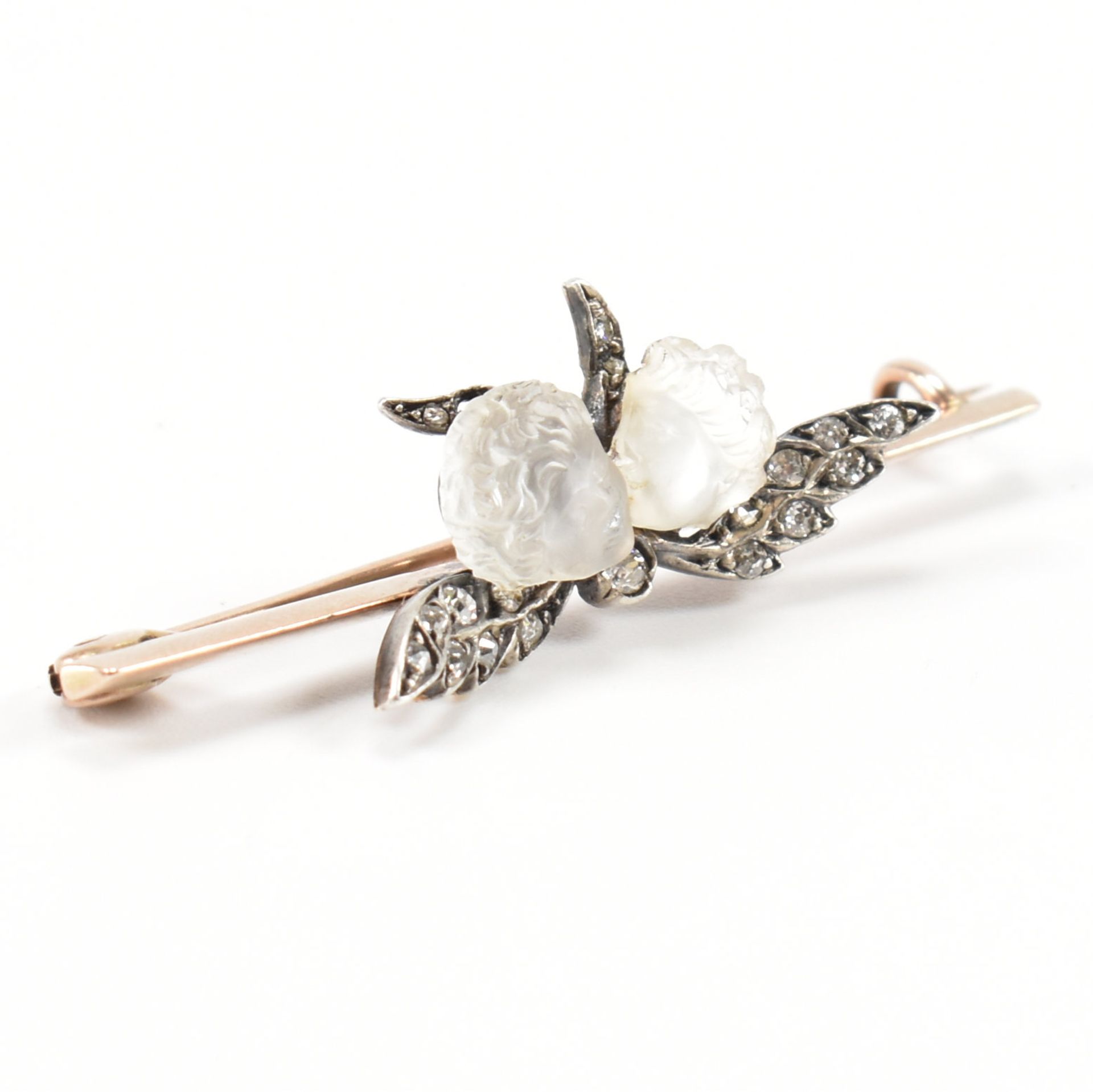 VICTORIAN MOONSTONE & DIAMOND CHERUB BAR BROOCH - Image 3 of 6