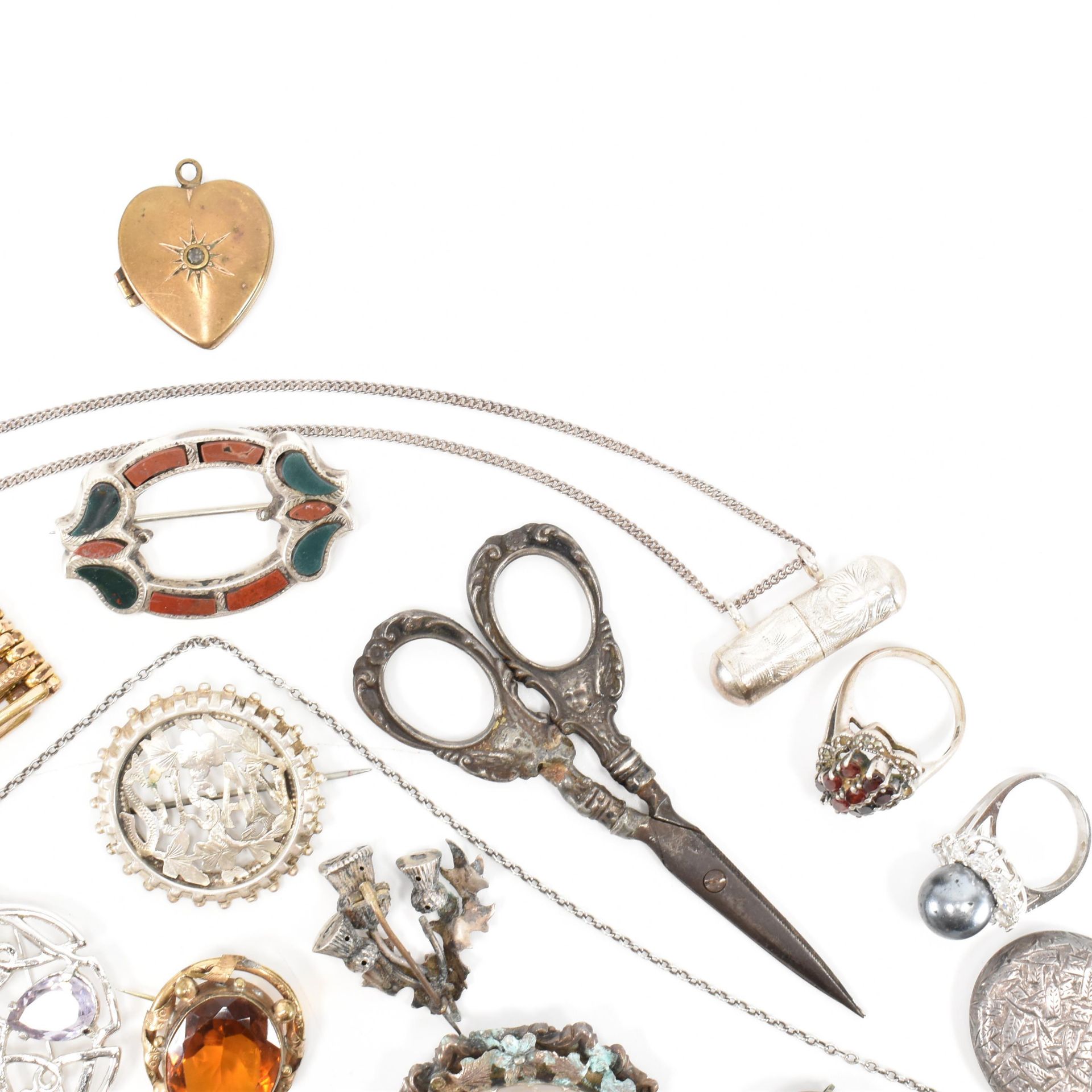 ASSORTMENT OF VICTORIAN & LATER JEWELLERY - Image 5 of 5