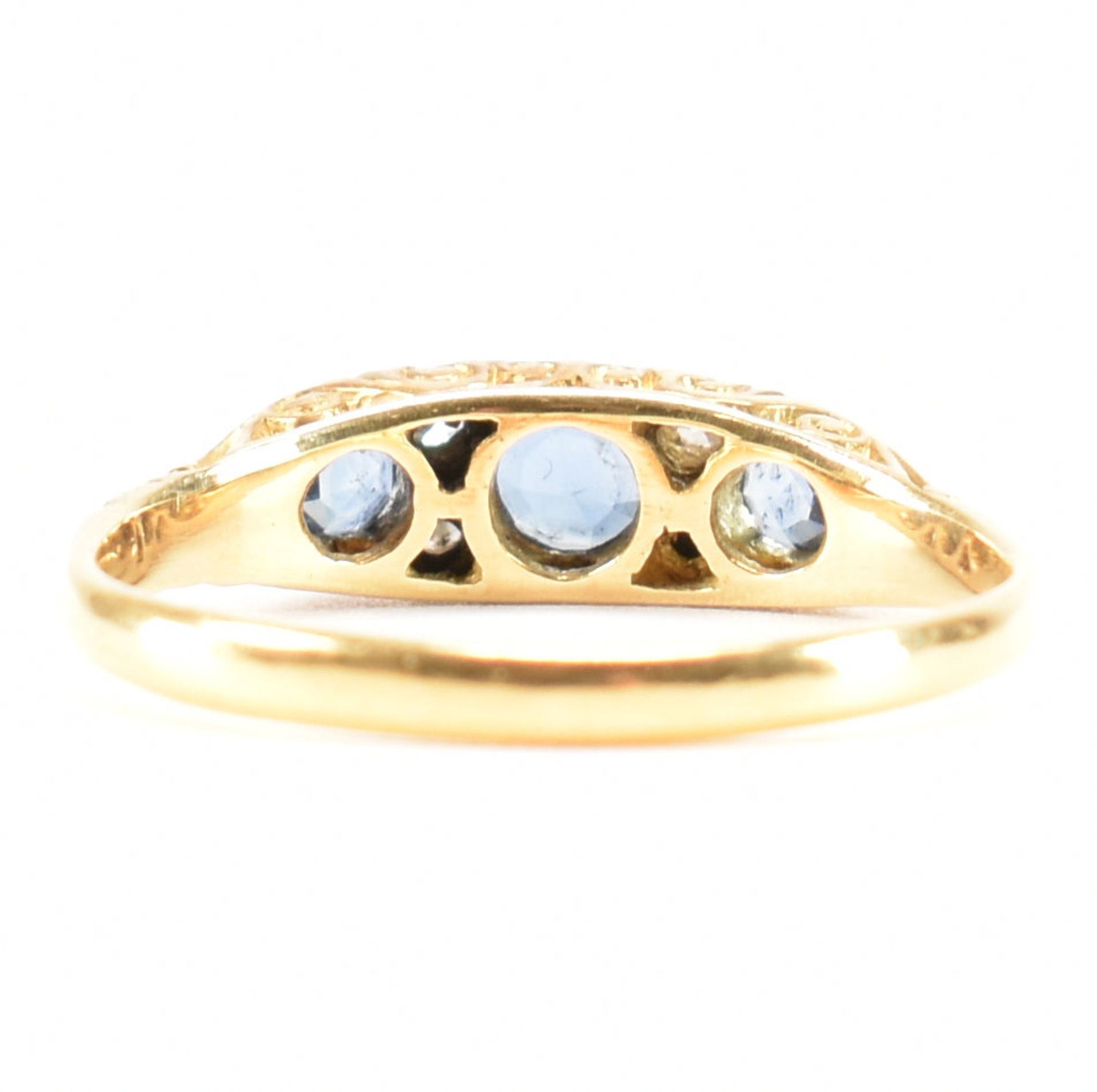 VICTORIAN 18CT GOLD SAPPHIRE & DIAMOND RING - Image 3 of 9