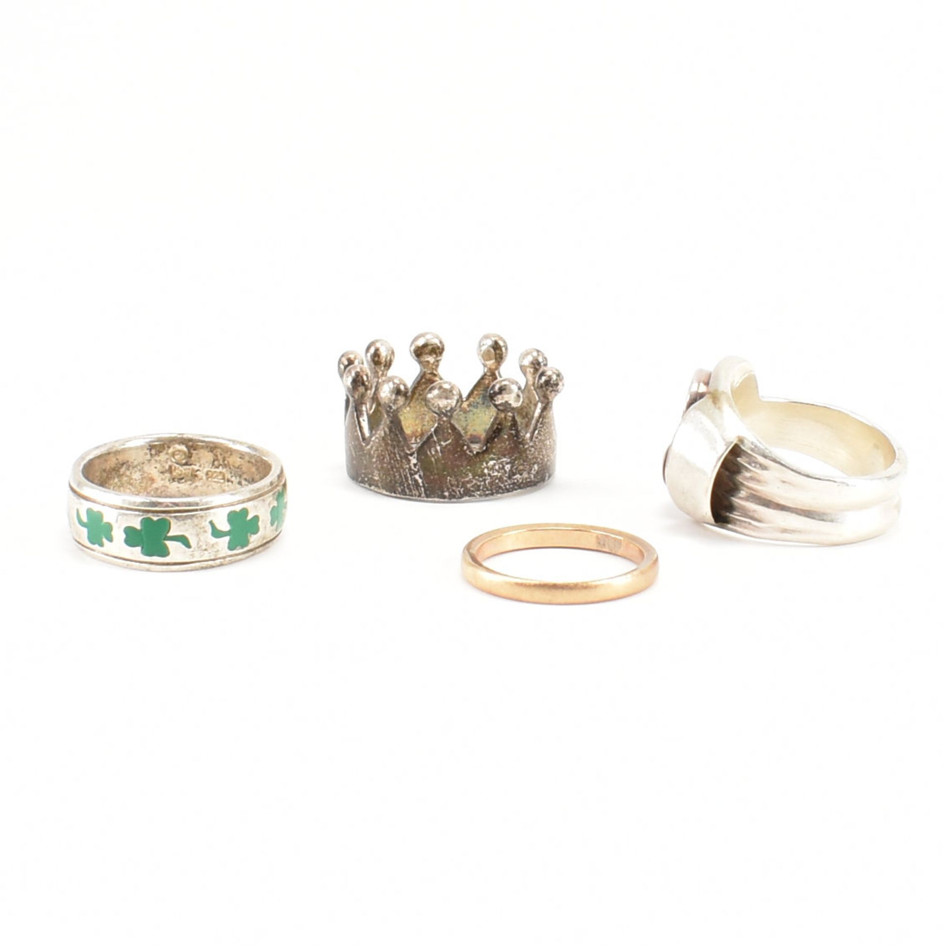 HALLMARKED 9CT GOLD BAND RING & THREE SILVER RINGS - Image 2 of 4