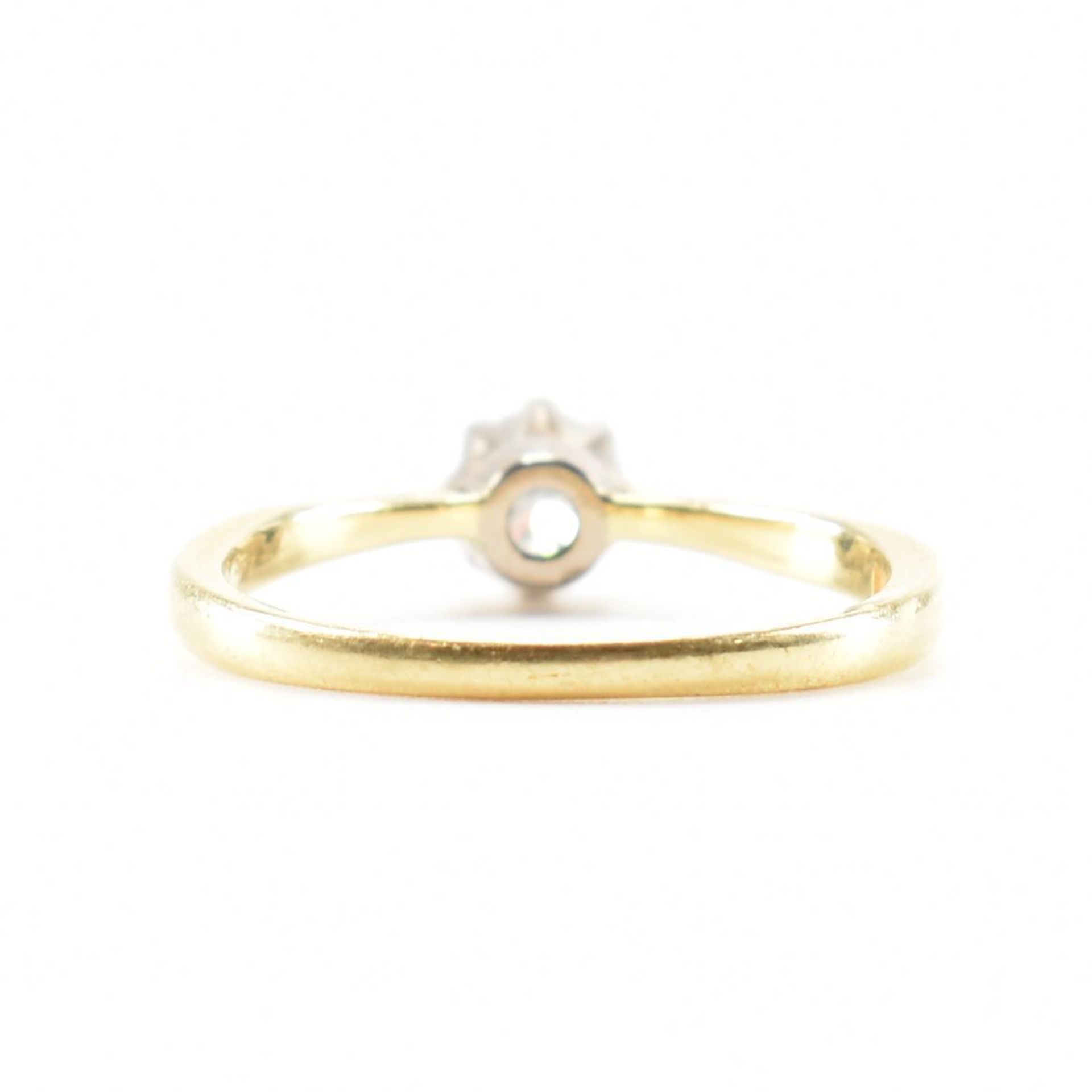 HALLMARKED 18CT GOLD & DIAMOND SOLITAIRE RING - Image 3 of 9